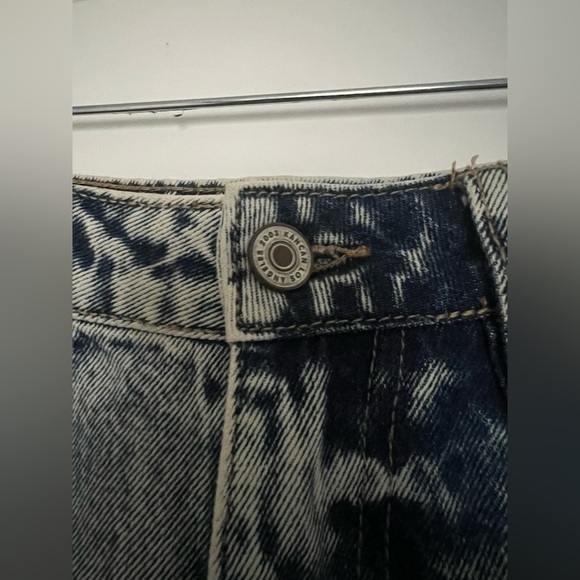 KanCan Collie High Rise Mom Jeans - Picture 3 of 10